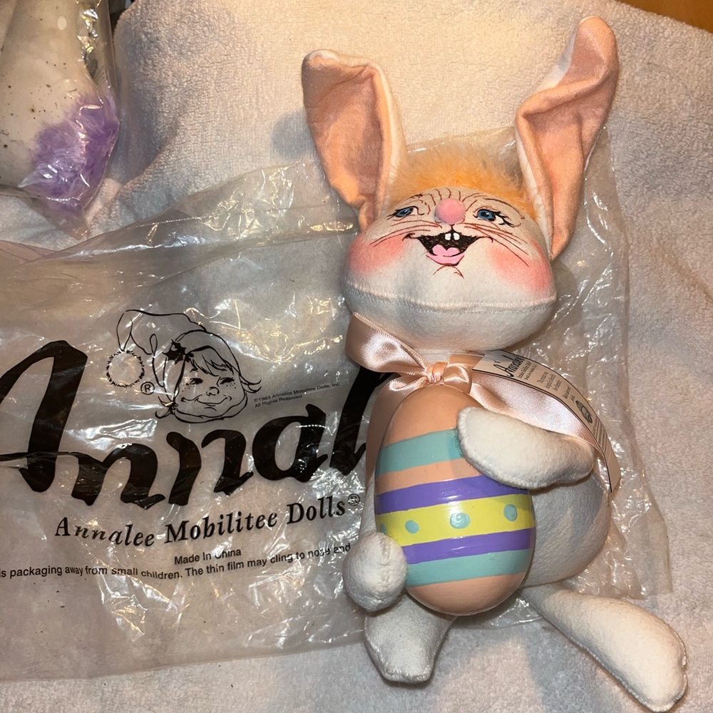 Annalee Easter Bunny